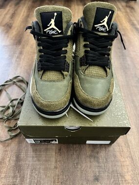 Authentic Nike Air Jordan 4 SE Retro Craft Olive Green shoes Size 10 men’s